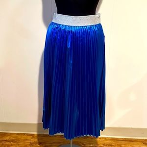 Beautiful electric blue‎ elegant Jill LuLaRoe metallic pleated skirt size M #243